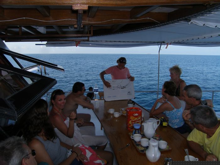 Briefing f�r den n�chsten Tauchgang